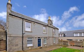 Modern 2 Bedroom And 2 Bath Apartment